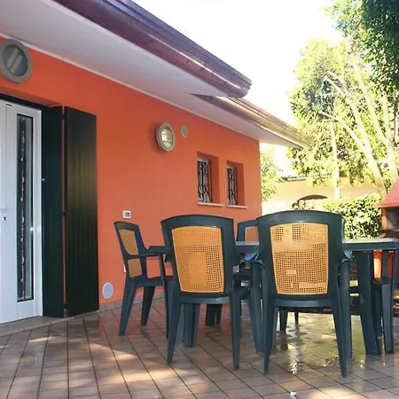 Carlotta Apartman *